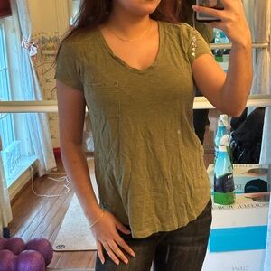 Abercrombie - Essential V Neck Pocket Tee Olive Green